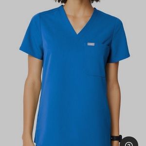 FIGS technical collection one pocket scrub top